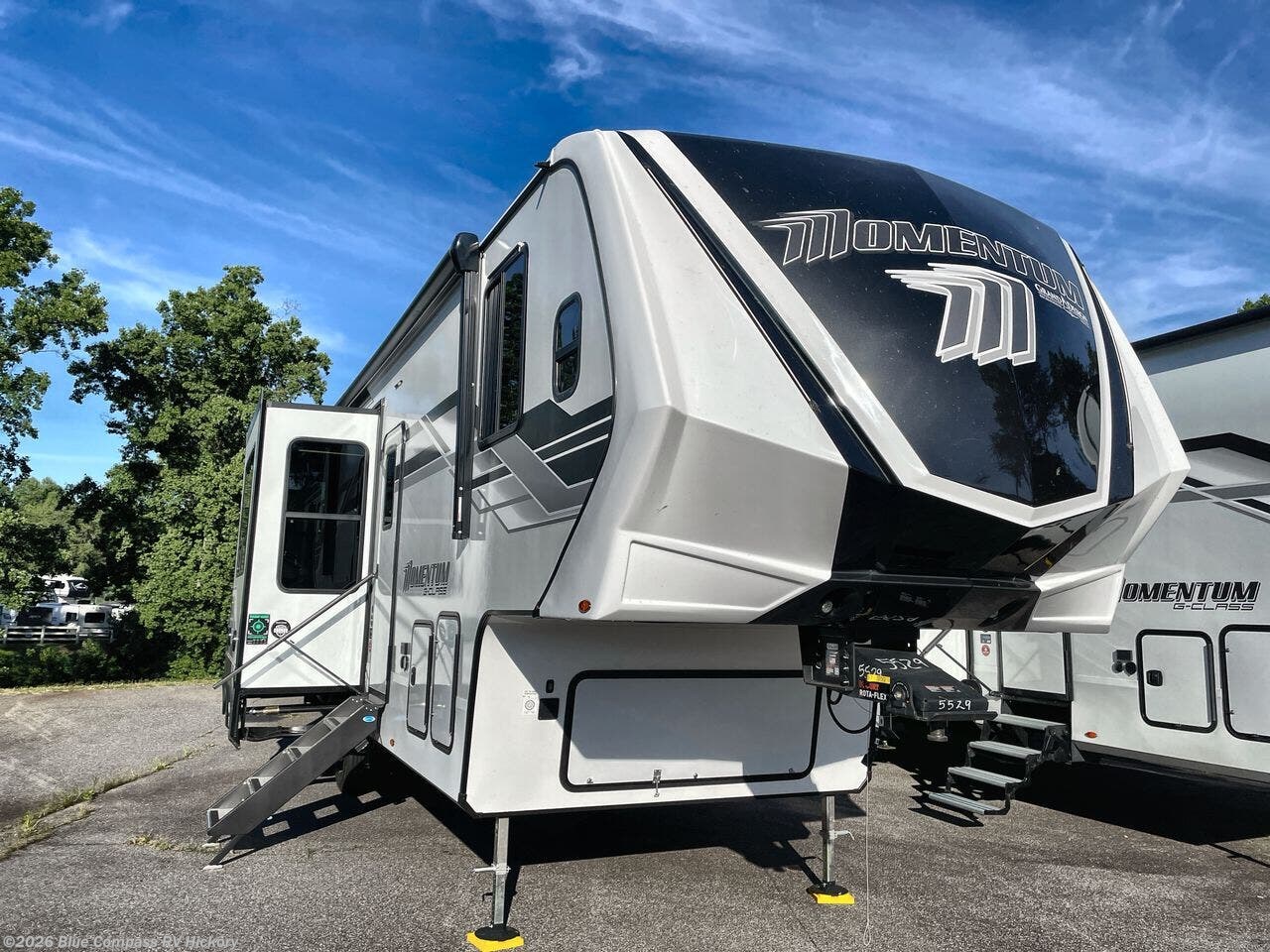 2026 Grand Design Momentum G-Class 320G - New Toy Hauler For Sale by Blue Compass RV Hickory in Claremont, North Carolina