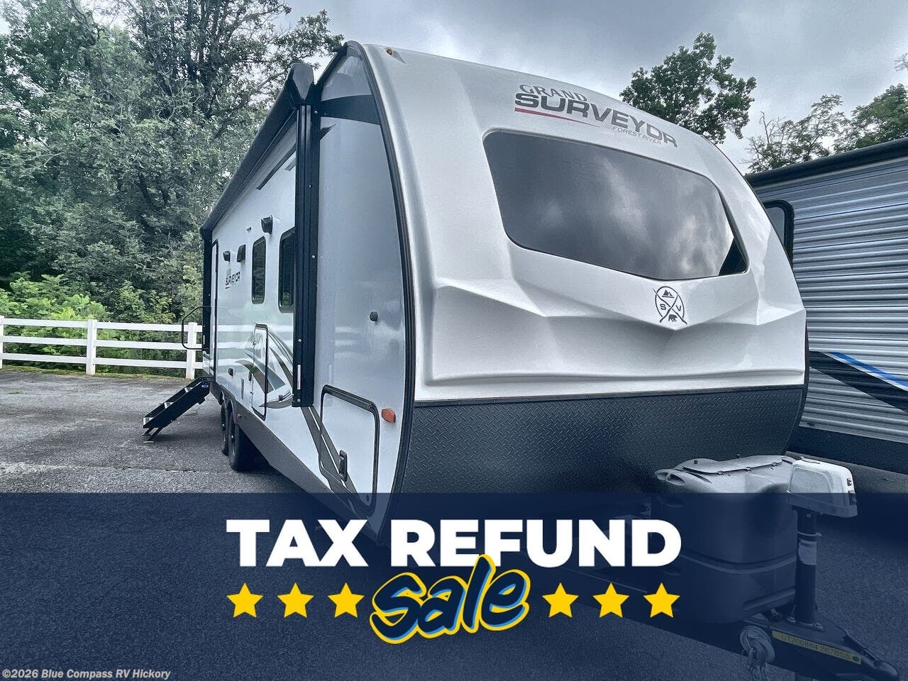 2022 Forest River Surveyor 267RBSS - Used Travel Trailer For Sale by Blue Compass RV Hickory in Claremont, North Carolina features Slideout