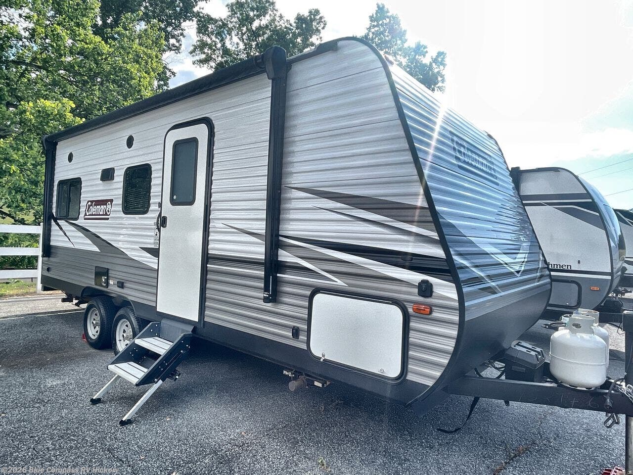 Used 2019 Coleman Lantern Series 202RD available in Claremont, North Carolina