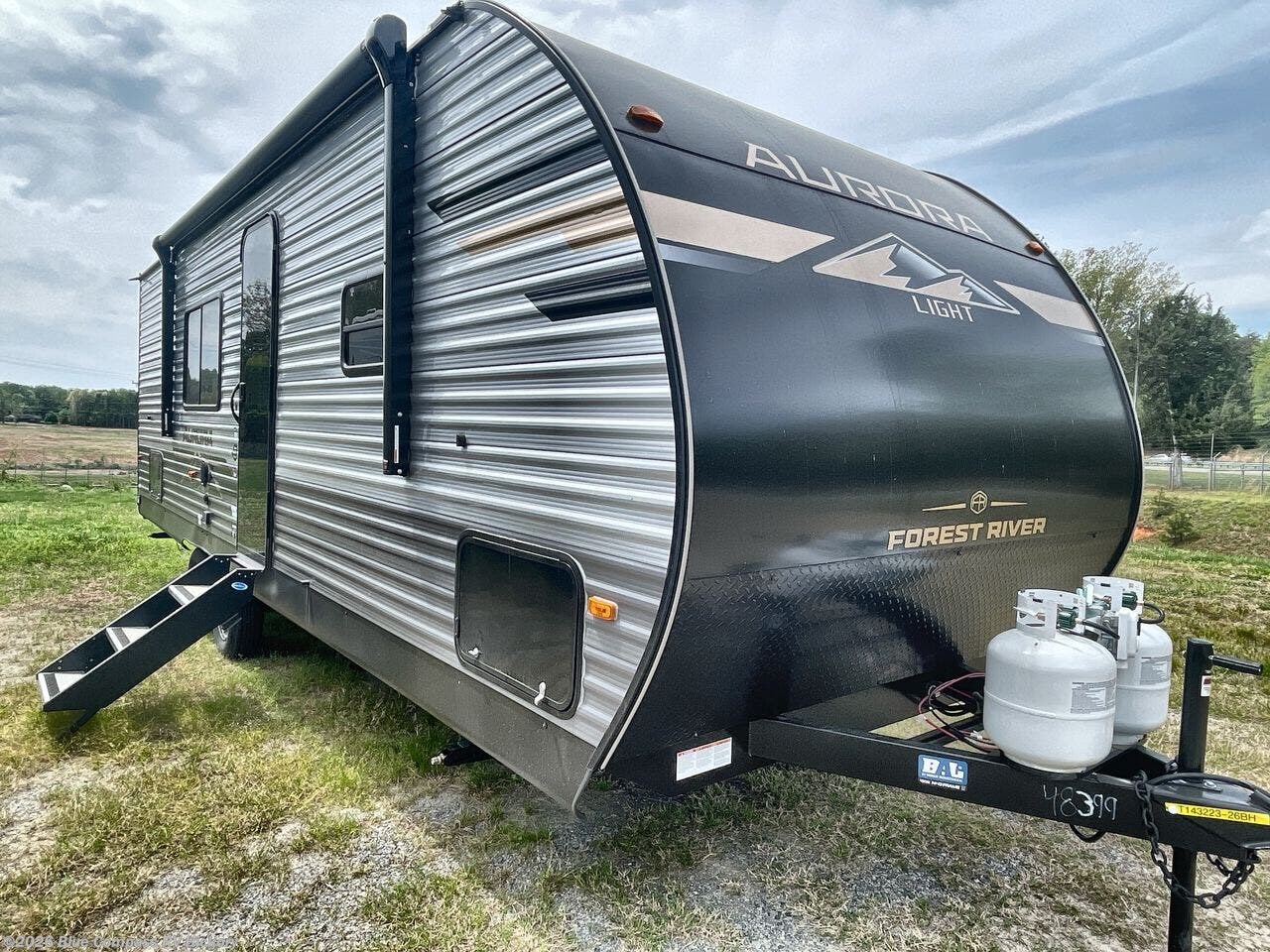 2026 Aurora Light 26BH by Forest River from Blue Compass RV Hickory in Claremont, North Carolina