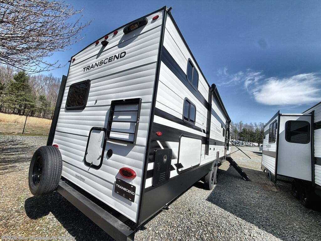 2026 Transcend 335BHT by Grand Design from Blue Compass RV Hickory in Claremont, North Carolina