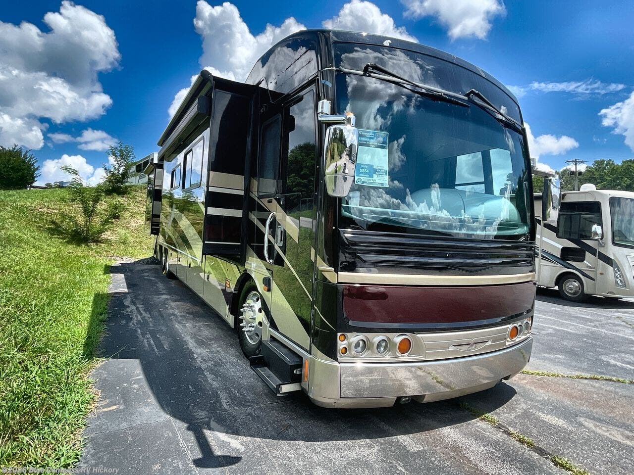 2007 American Coach American Eagle 4200 - Used Class A For Sale by Blue Compass RV Hickory in Claremont, North Carolina