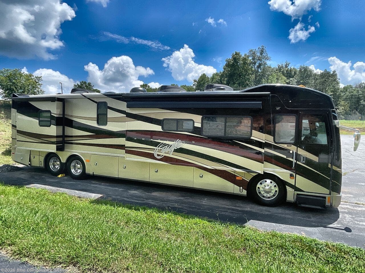 2007 American Eagle 4200 by American Coach from Blue Compass RV Hickory in Claremont, North Carolina