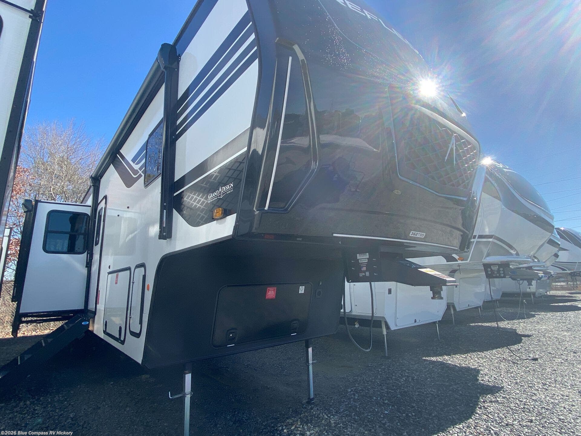 2026 Reflection 362TBS by Grand Design from Blue Compass RV Hickory in Claremont, North Carolina