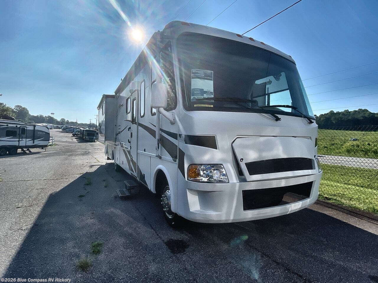 2009 Daybreak 3576 by Damon from Blue Compass RV Hickory in Claremont, North Carolina