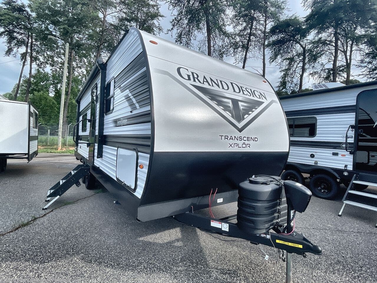 2027 Grand Design Transcend Xplor 24BHX - New Travel Trailer For Sale by Blue Compass RV Hickory in Claremont, North Carolina