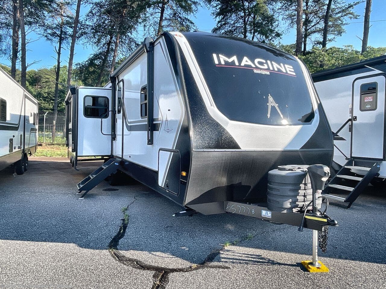 2027 Imagine 2970RL by Grand Design from Blue Compass RV Hickory in Claremont, North Carolina