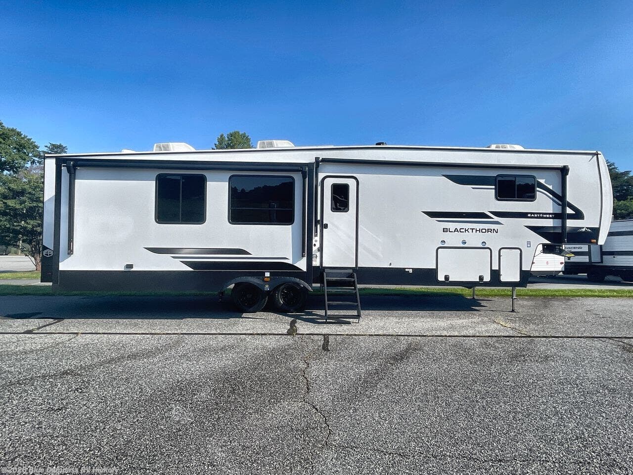 New 2027 East to West Blackthorn 3750LK available in Claremont, North Carolina
