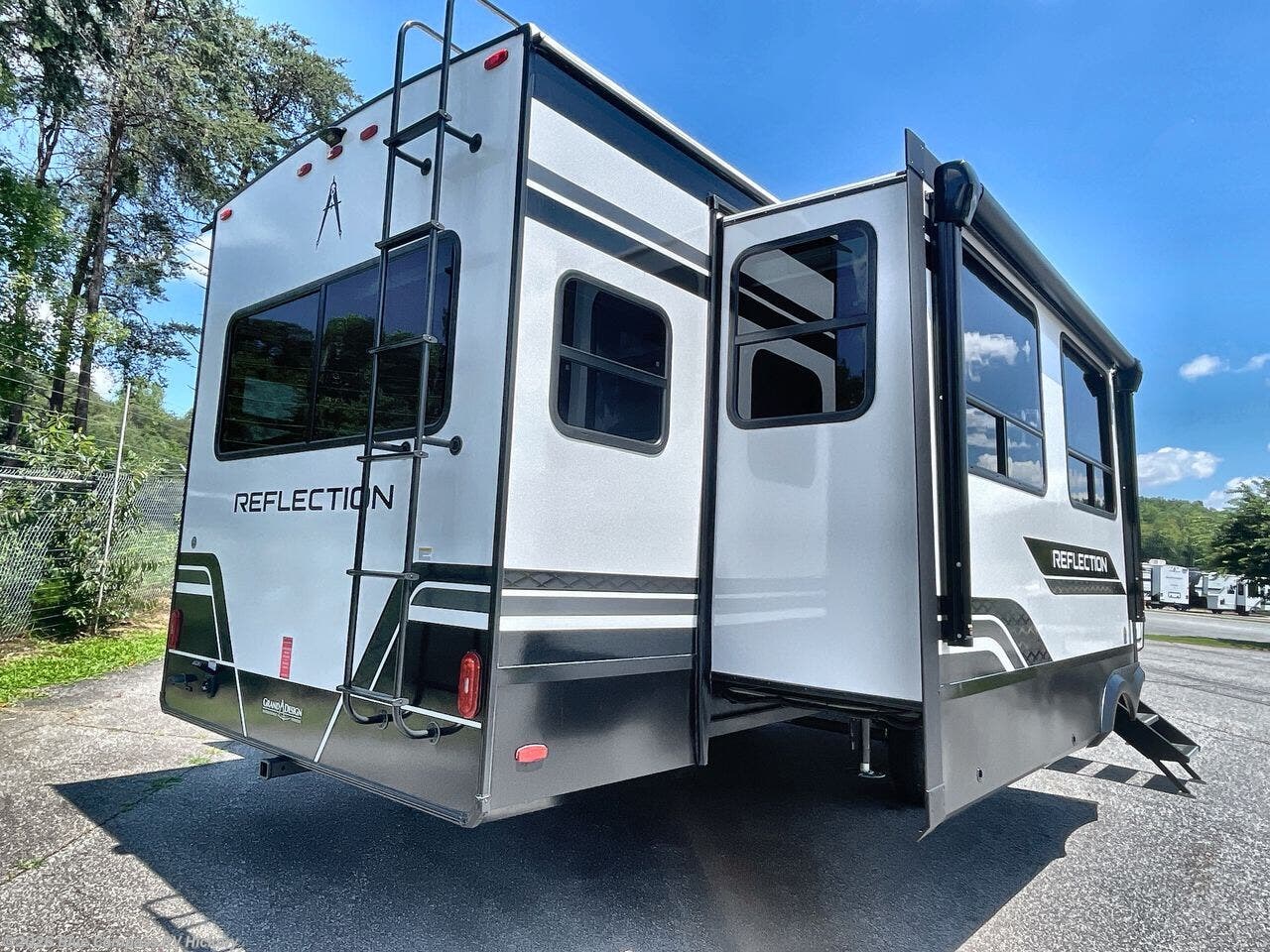 New 2027 Grand Design Reflection 345RLTS available in Claremont, North Carolina