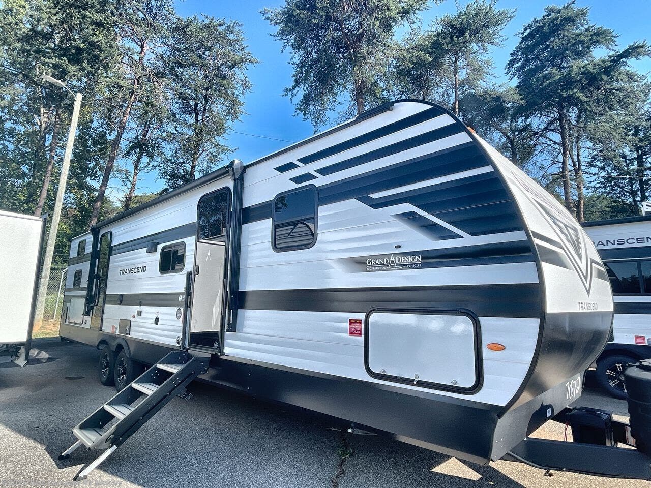 New 2027 Grand Design Transcend 315RKT available in Claremont, North Carolina