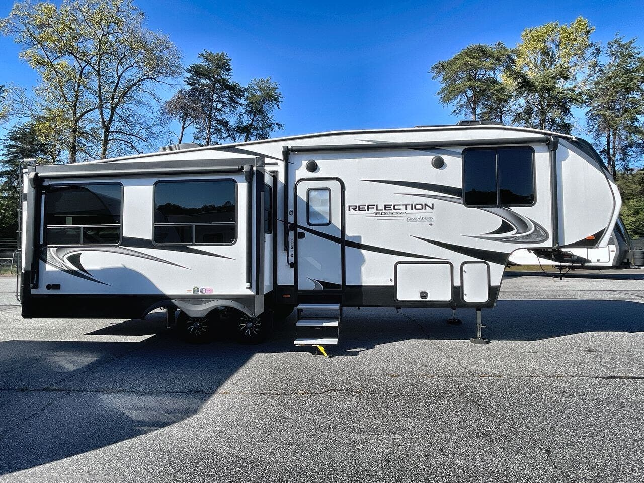 Used 2022 Grand Design Reflection 150 Series 295RL available in Claremont, North Carolina