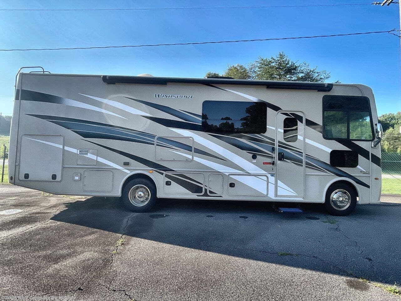 Used 2021 Thor Motor Coach Windsport 29M available in Claremont, North Carolina