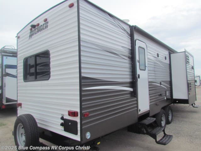 19 Prime Time Avenger 32fbi Rv For Sale In Corpus Christi Tx Rvusa Com Classifieds 19 Prime Time Avenger 32fbi Rv For Sale In Corpus Christi Tx Rvusa Com Classifieds