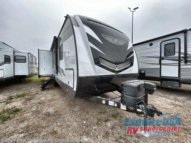 New 2022 Cruiser RV Radiance Ultra Lite 27RE available in Corpus Christi, Texas