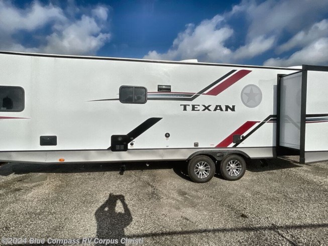 2024 Texan 33DB by CrossRoads from Blue Compass RV Corpus Christi in Corpus Christi, Texas