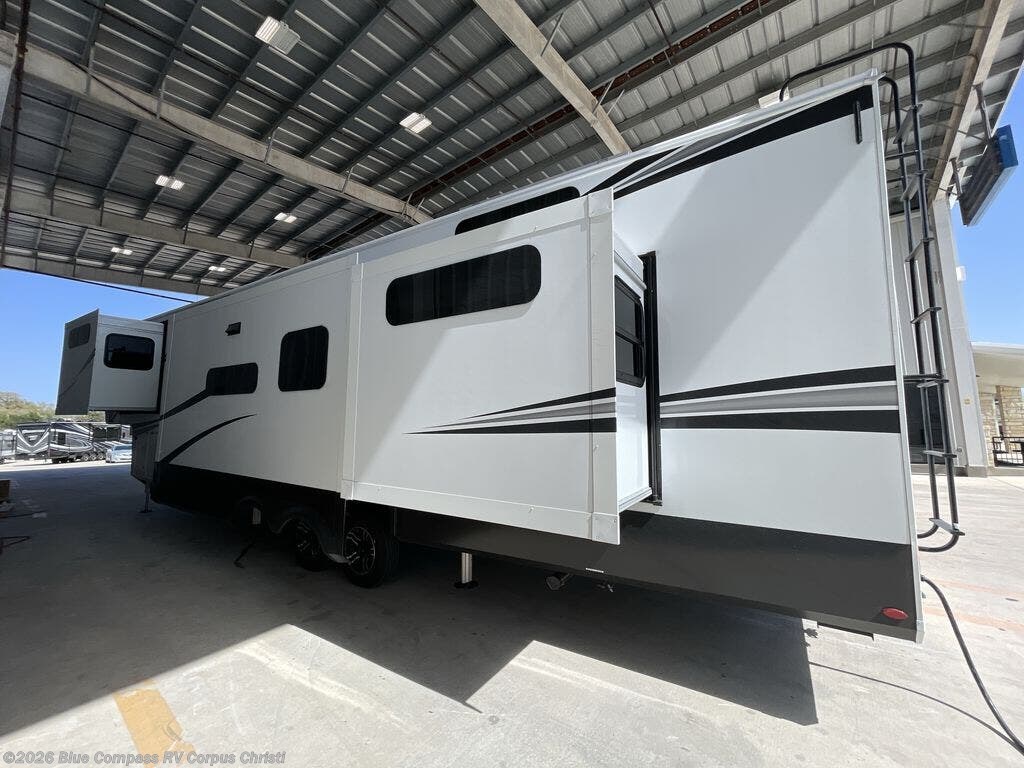 2025 Solitude 391DL by Grand Design from Blue Compass RV Corpus Christi in Corpus Christi, Texas