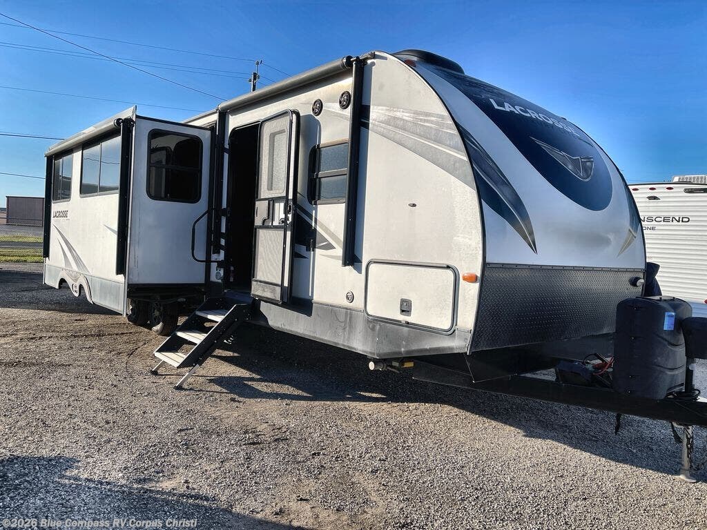 2020 LaCrosse 3380IB by Prime Time from Blue Compass RV Corpus Christi in Corpus Christi, Texas