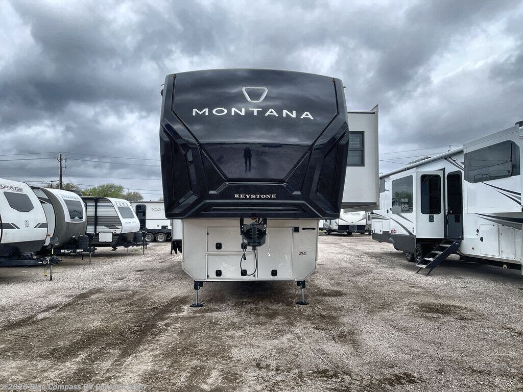 New 2026 Keystone Montana 3100RL available in Corpus Christi, Texas