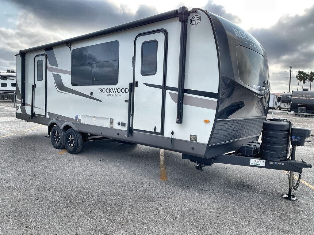 2026 Forest River Rockwood Ultra Lite 2619FK - New Travel Trailer For Sale by Blue Compass RV Corpus Christi in Corpus Christi, Texas
