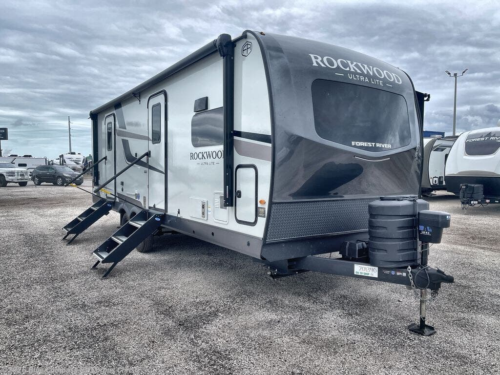 2026 Forest River Rockwood Ultra Lite 2608BS - New Travel Trailer For Sale by Blue Compass RV Corpus Christi in Corpus Christi, Texas