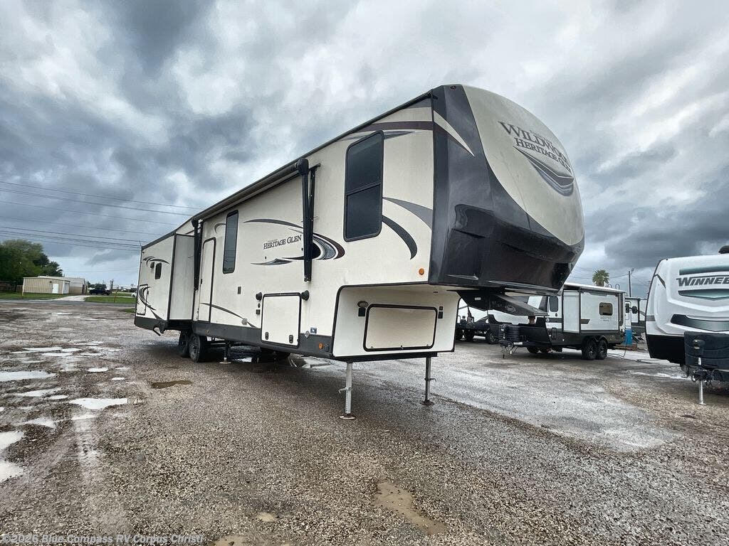 2021 Wildwood Heritage Glen 370BL by Forest River from Blue Compass RV Corpus Christi in Corpus Christi, Texas