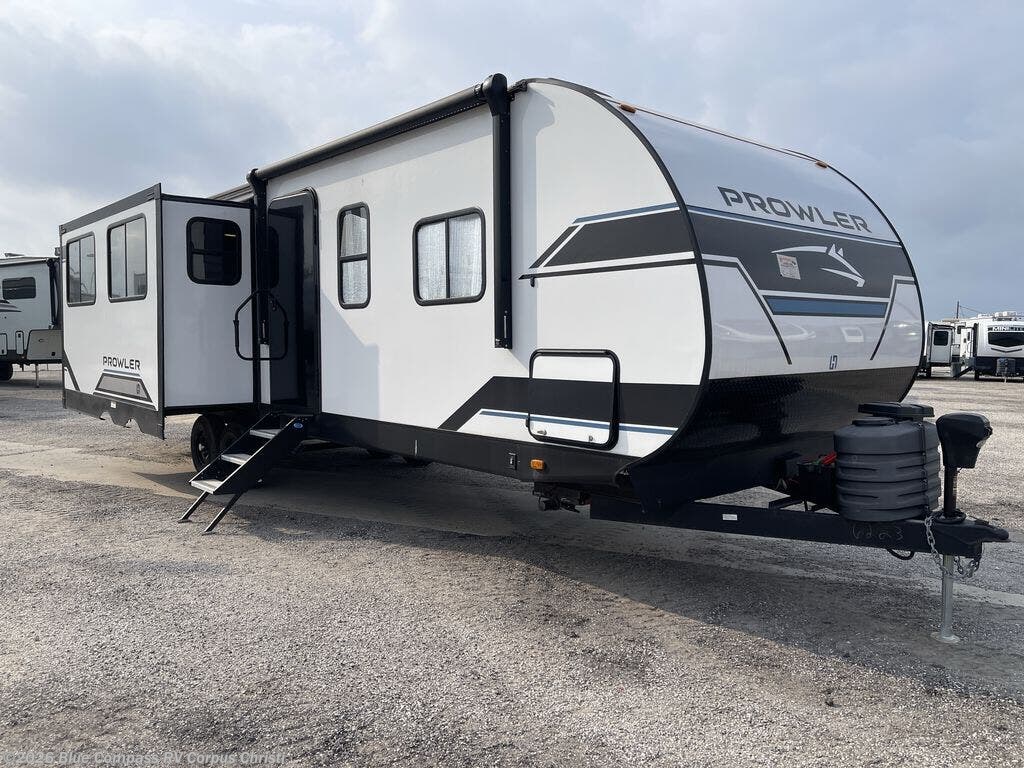 2025 Prowler 3009RL by Heartland from Blue Compass RV Corpus Christi in Corpus Christi, Texas