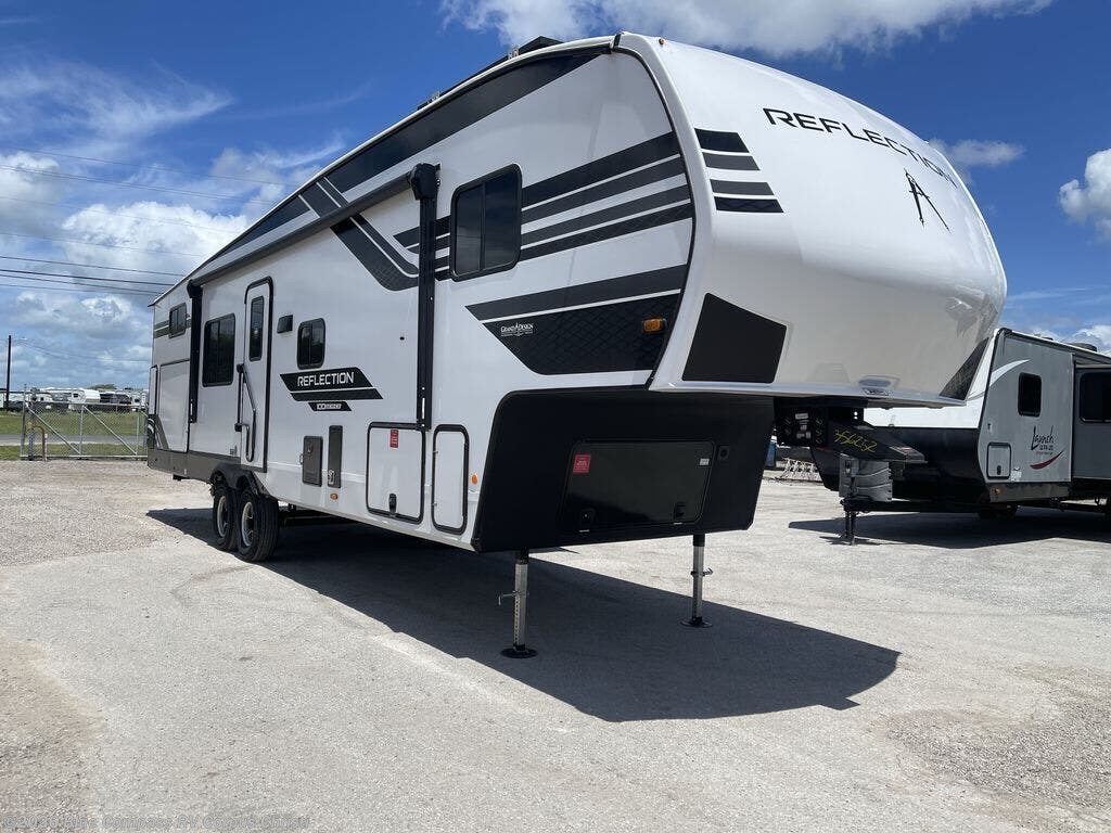 2026 Reflection 100 Series 32BH by Grand Design from Blue Compass RV Corpus Christi in Corpus Christi, Texas
