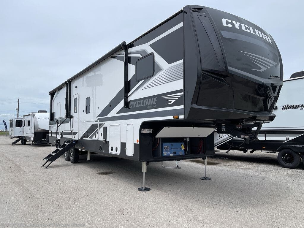 2027 Heartland Cyclone 3511 - New Toy Hauler For Sale by Blue Compass RV Corpus Christi in Corpus Christi, Texas