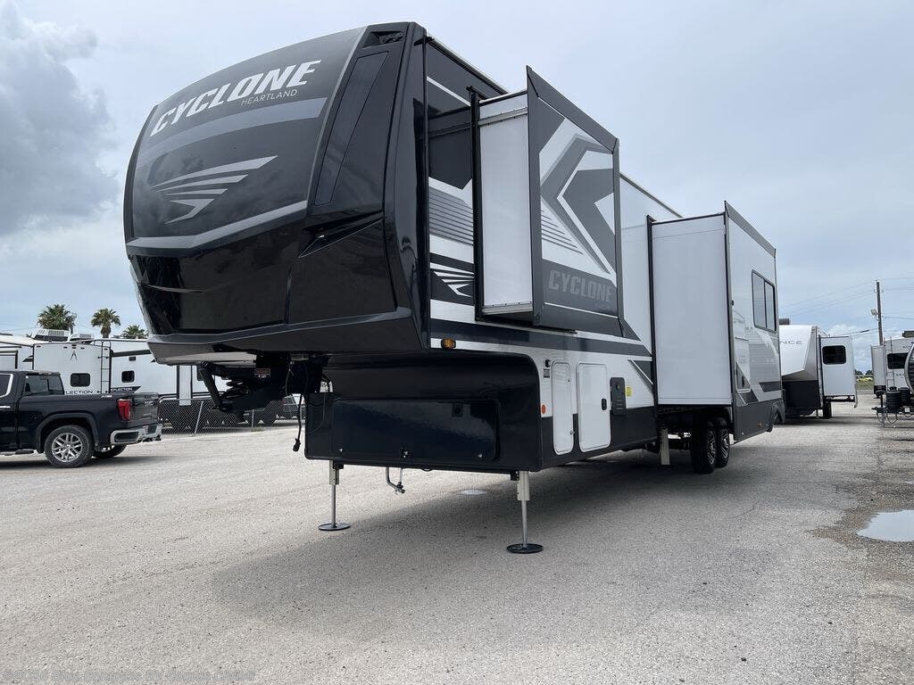New 2027 Heartland Cyclone 3511 available in Corpus Christi, Texas