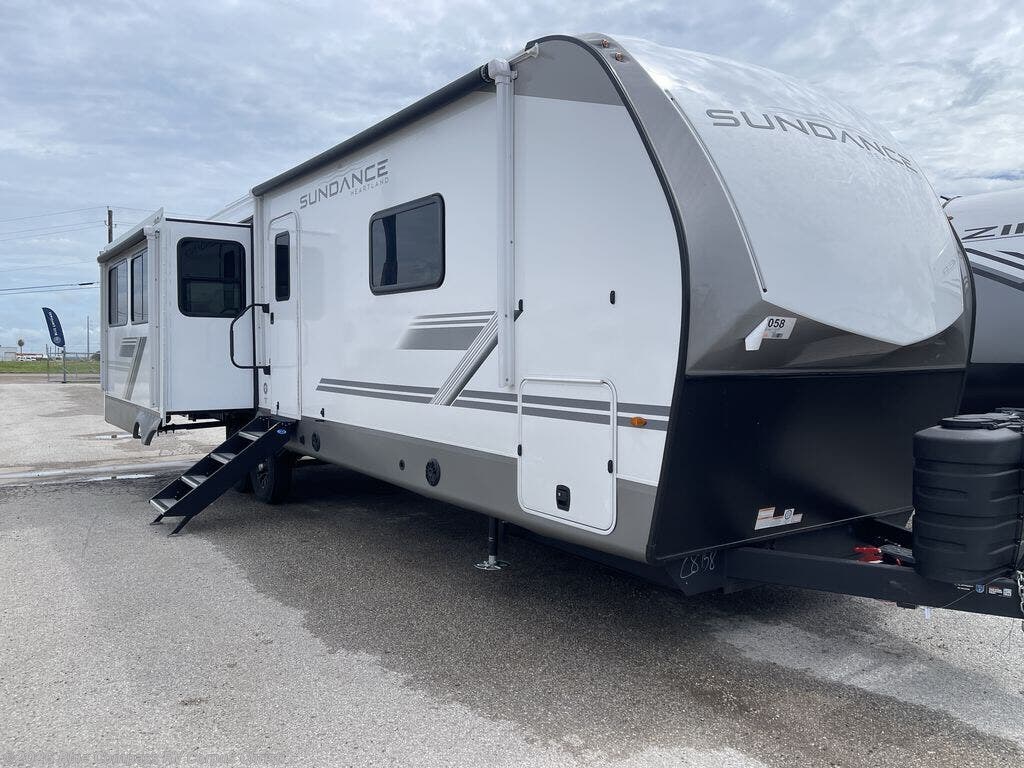 2027 Heartland Sundance 29RLBS - New Fifth Wheel For Sale by Blue Compass RV Corpus Christi in Corpus Christi, Texas