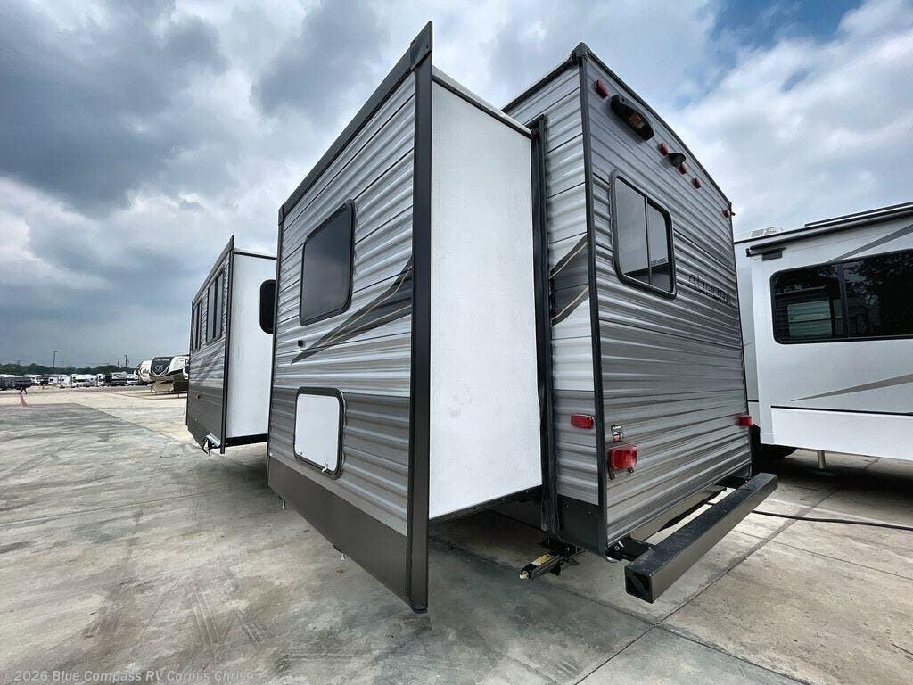 Used 2024 Forest River Aurora 26FKDS available in Corpus Christi, Texas