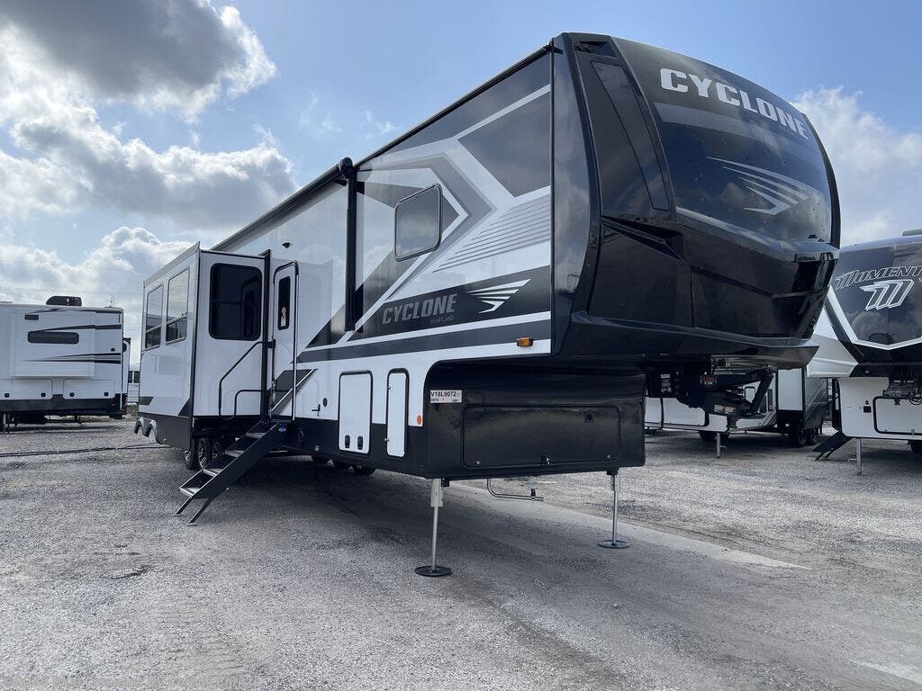 2027 Cyclone 3914 by Heartland from Blue Compass RV Corpus Christi in Corpus Christi, Texas
