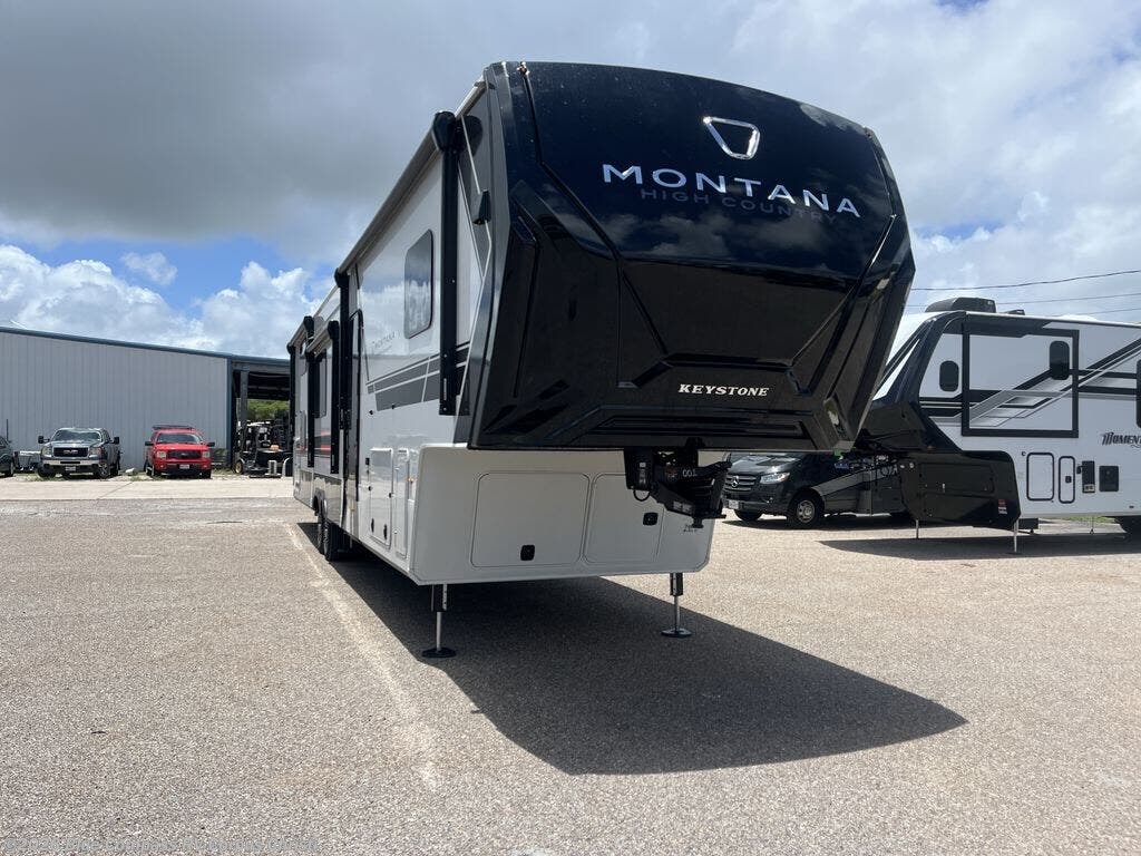 2027 Montana High Country 391TB by Keystone from Blue Compass RV Corpus Christi in Corpus Christi, Texas