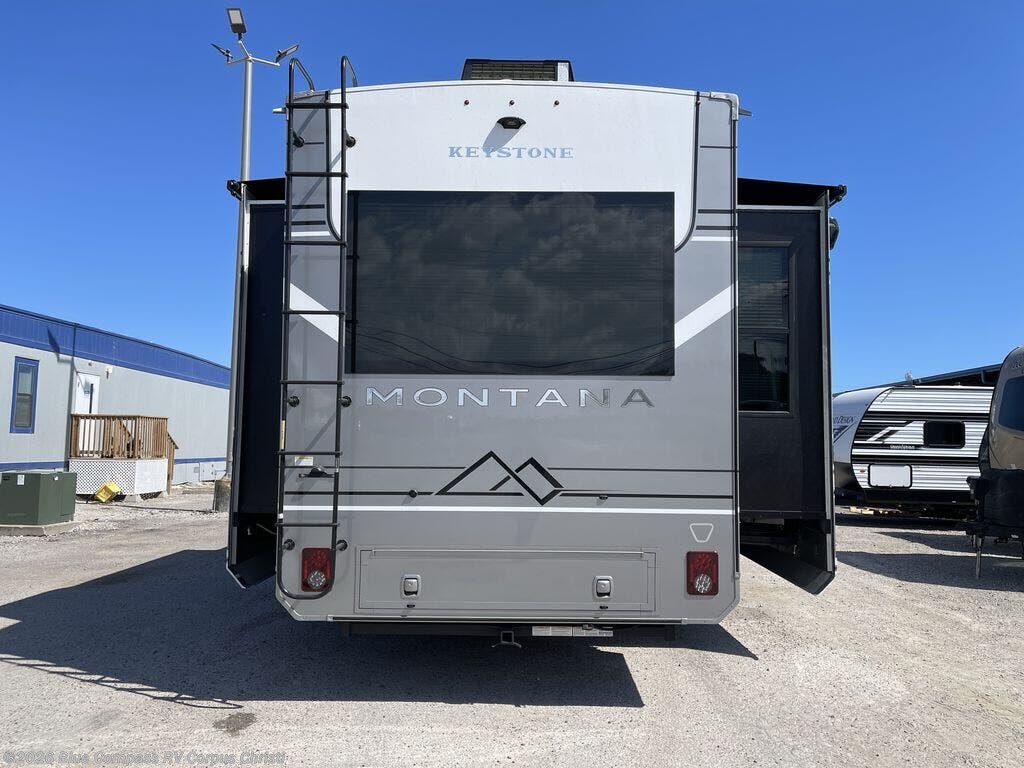 New 2027 Keystone Montana 3100RL available in Corpus Christi, Texas