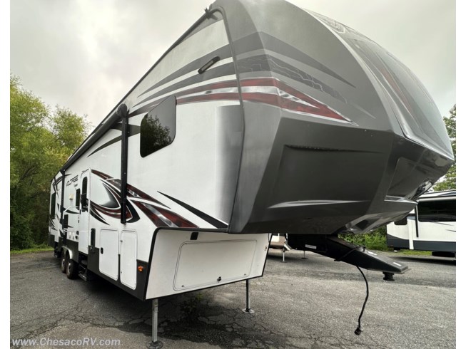 Used 2016 Dutchmen Voltage 3005 available in Joppa, Maryland