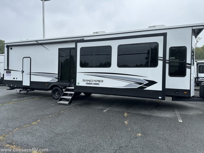 2024 Forest River Sandpiper Destination 399LOFT - New Travel Trailer For Sale by Chesaco RV in Joppa, Maryland