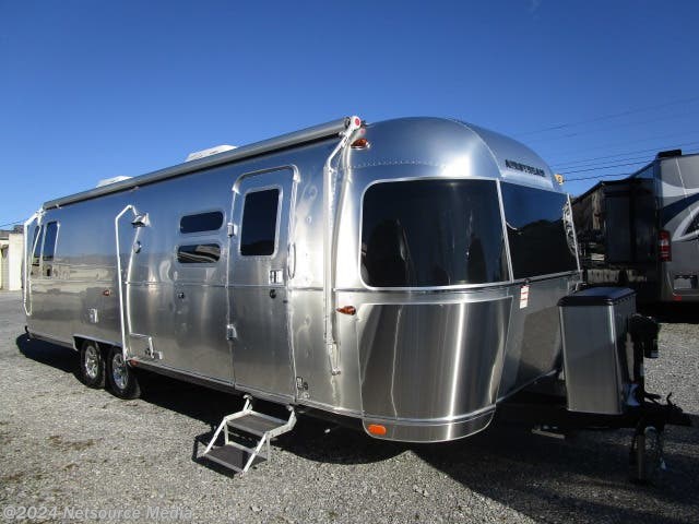 2020 Airstream Flying Cloud 30RBQ RV for Sale in ...