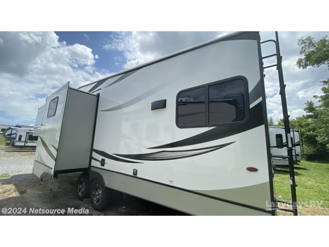 2022 Keystone Cougar Half-Ton 29MBS - New Fifth Wheel For Sale by Lazydays RV of Maryville in Louisville, Tennessee