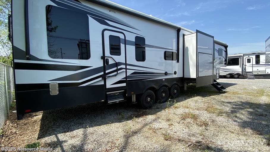 2022 Keystone Raptor 423 Rv For Sale In Louisville, Tn 37777 