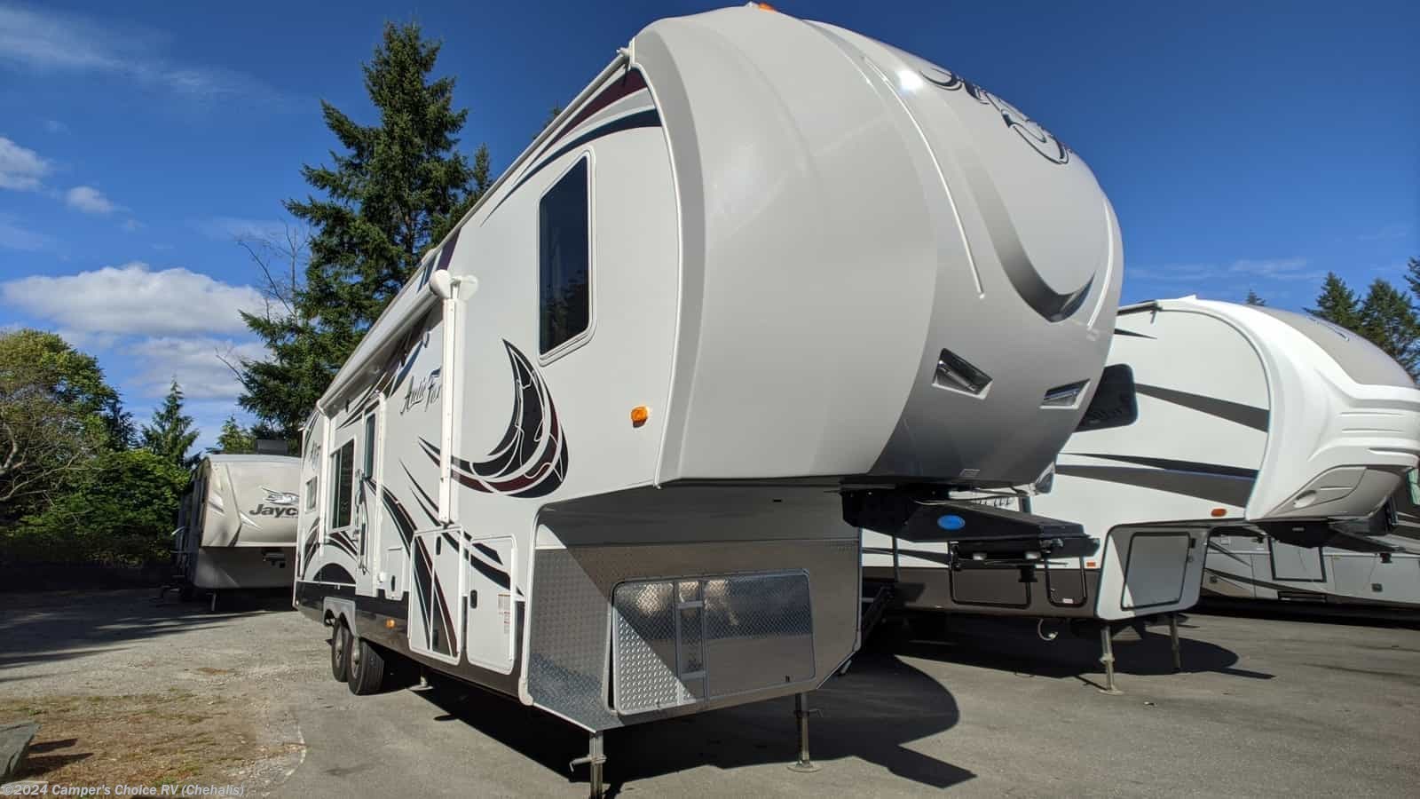 2019 Northwood Arctic Fox 29-5K RV for Sale in Silverdale, WA 98383