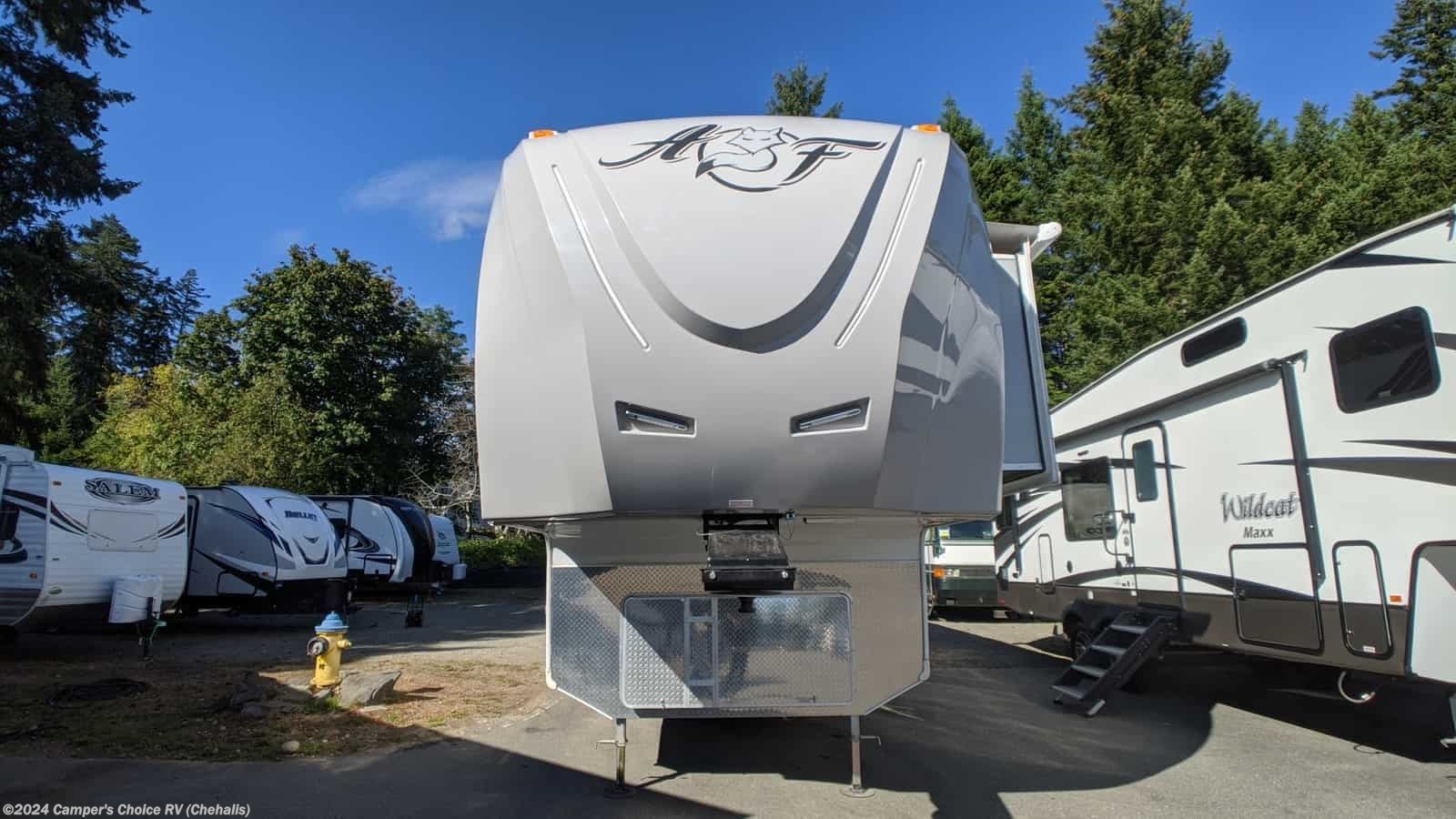 2019 Northwood Arctic Fox 29-5K RV for Sale in Silverdale, WA 98383