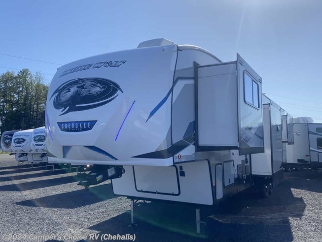 New 2023 Forest River Cherokee Arctic Wolf 3910 SUITE available in Napavine, Washington