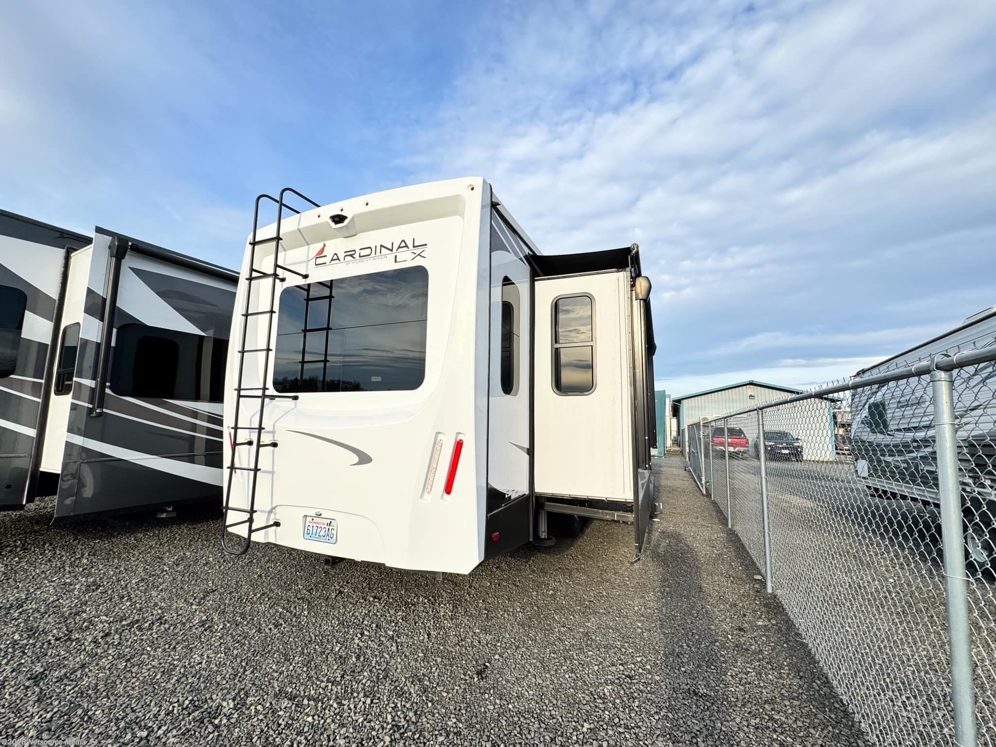 2022 Forest River Cardinal 320rlx RV for Sale in Napavine, WA 98565 ...