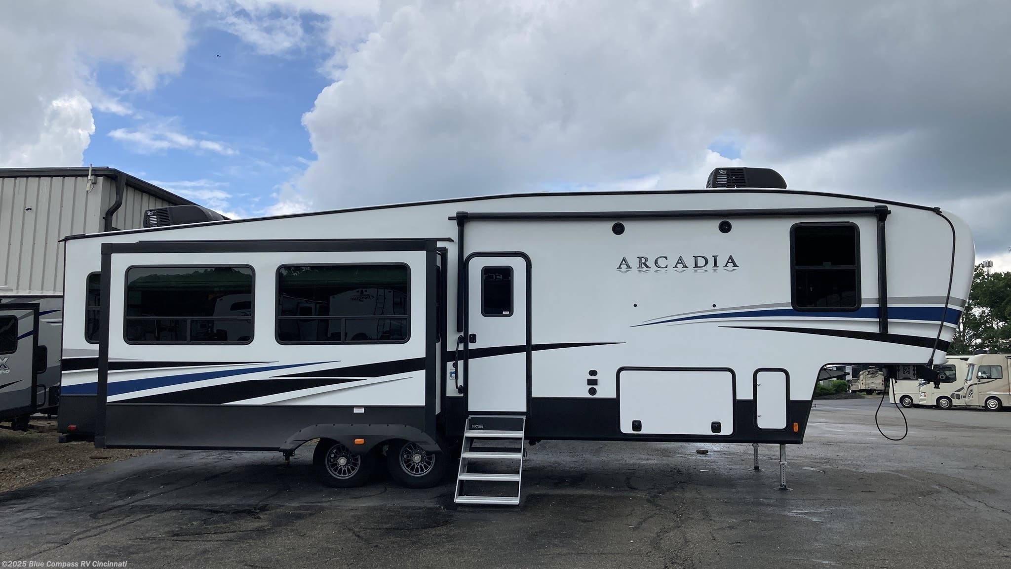2021 Keystone Arcadia 3660RL RV for Sale in Cincinnati, OH 45251