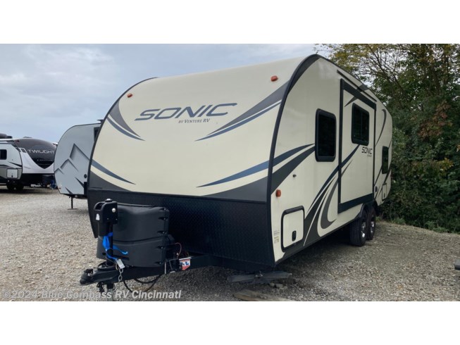 Used 2018 Venture Sonic SN220VBH available in Cincinnati, Ohio