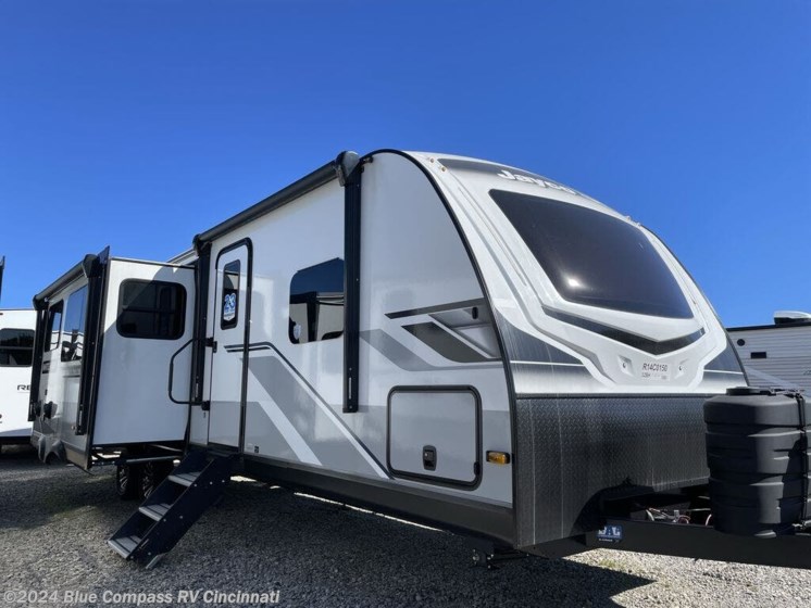 New 2024 Jayco White Hawk 32BH available in Cincinnati, Ohio