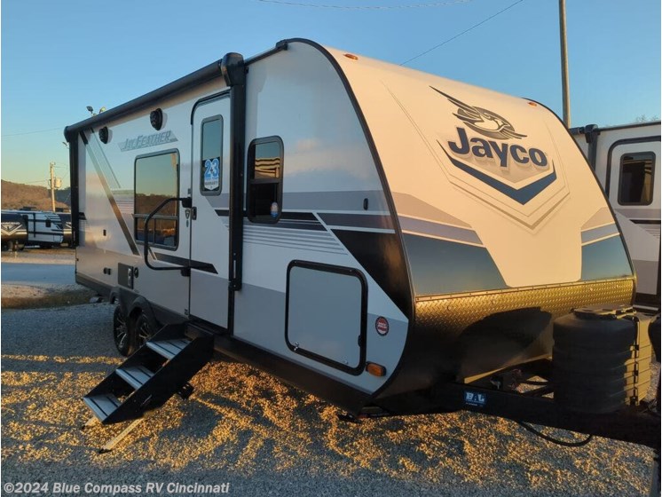 New 2025 Jayco Jay Feather 24RL available in Cincinnati, Ohio