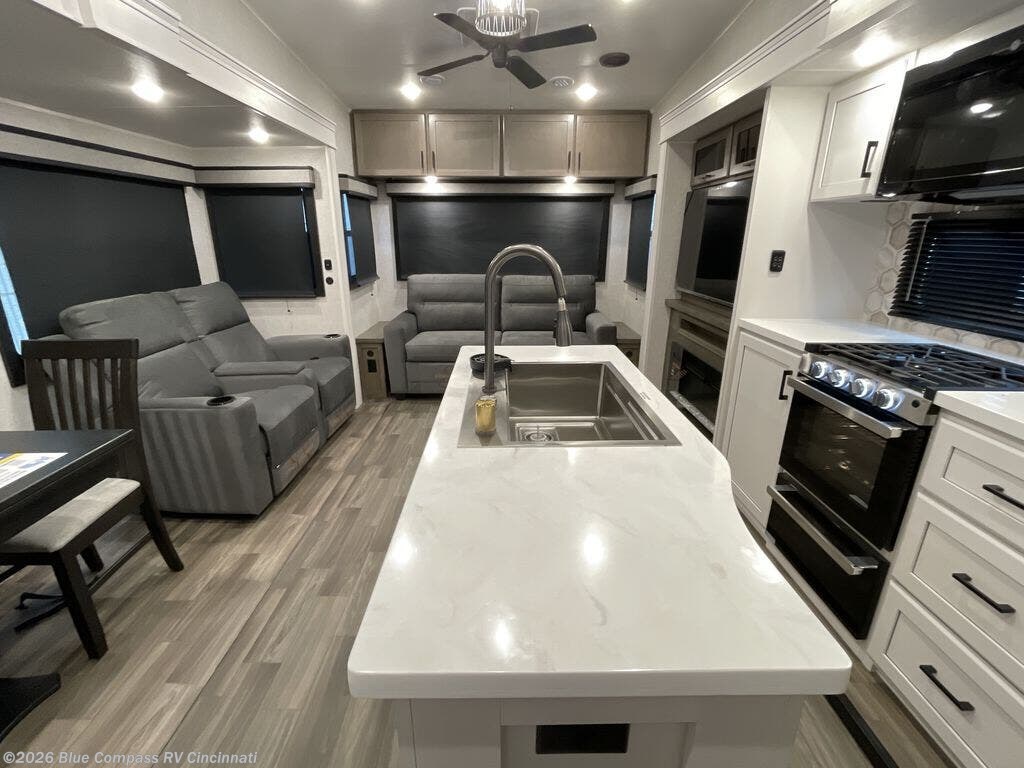 2025 Jayco Eagle 355MBQS RV for Sale in Cincinnati, OH 45251 | T117221 ...