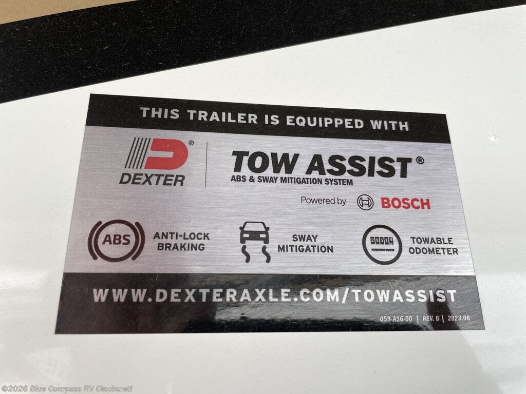 2025 Pinnacle 32RLTS by Jayco from Blue Compass RV Cincinnati in Cincinnati, Ohio