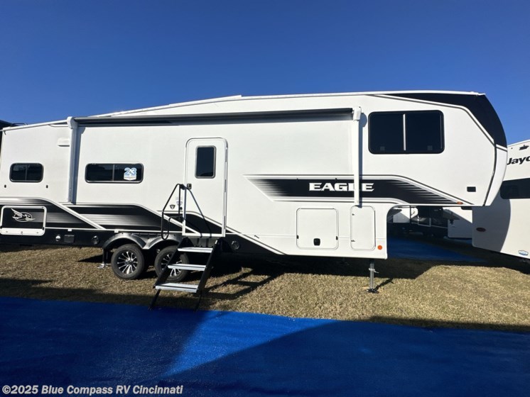 New 2025 Jayco Eagle HT 27MLC available in Cincinnati, Ohio